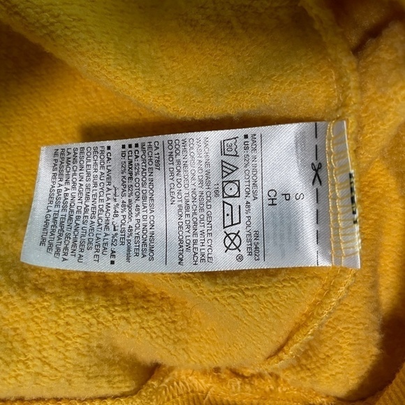 Old Navy 'Brunch Crew' Yellow Sweatshirt - Picture 7 of 7